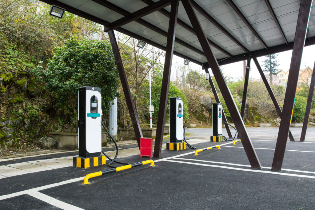 Installation, maintenance et dépannage de borne de recharge pour voiture électrique en Vendée